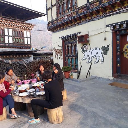 Chimi Lhakhang Village Homestay 푸나카 외부 사진