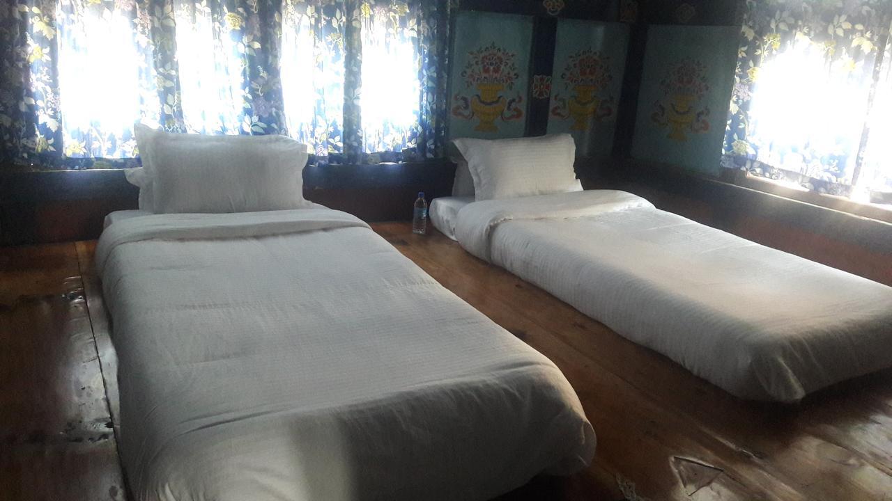 Chimi Lhakhang Village Homestay 푸나카 외부 사진