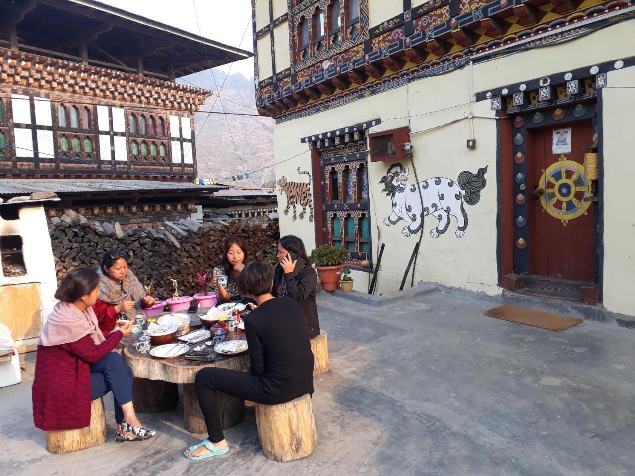 Chimi Lhakhang Village Homestay 푸나카 외부 사진